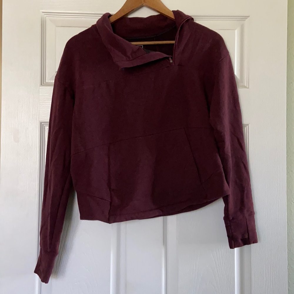 NorthFace Maroon Quarter Zip Sweatshirt